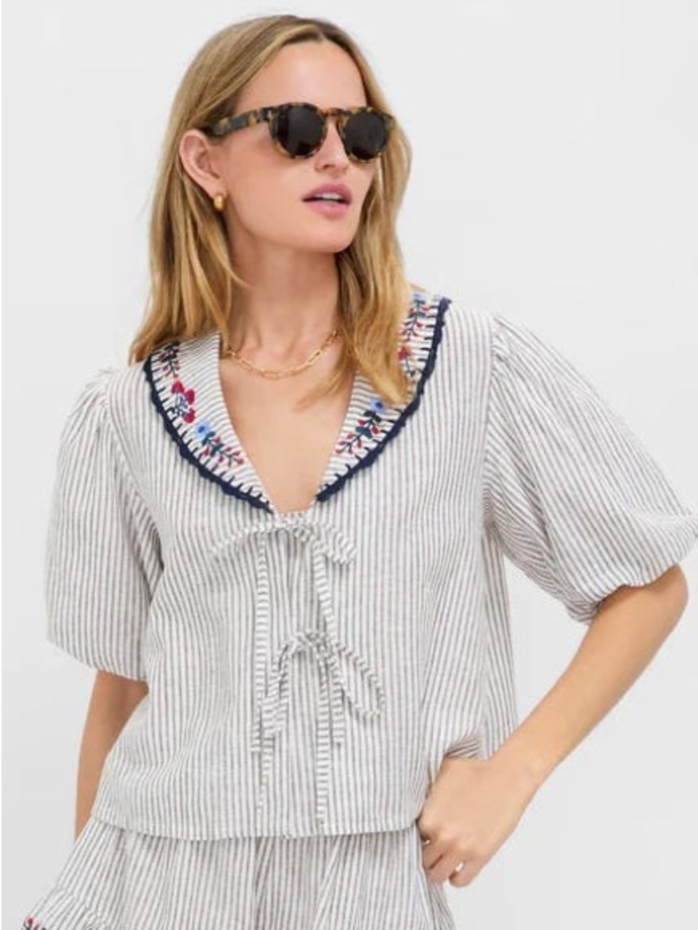Tuckernuck Striped Embroidered Tie Front Puff Sleeve Blouse Shirt Peasant Medium